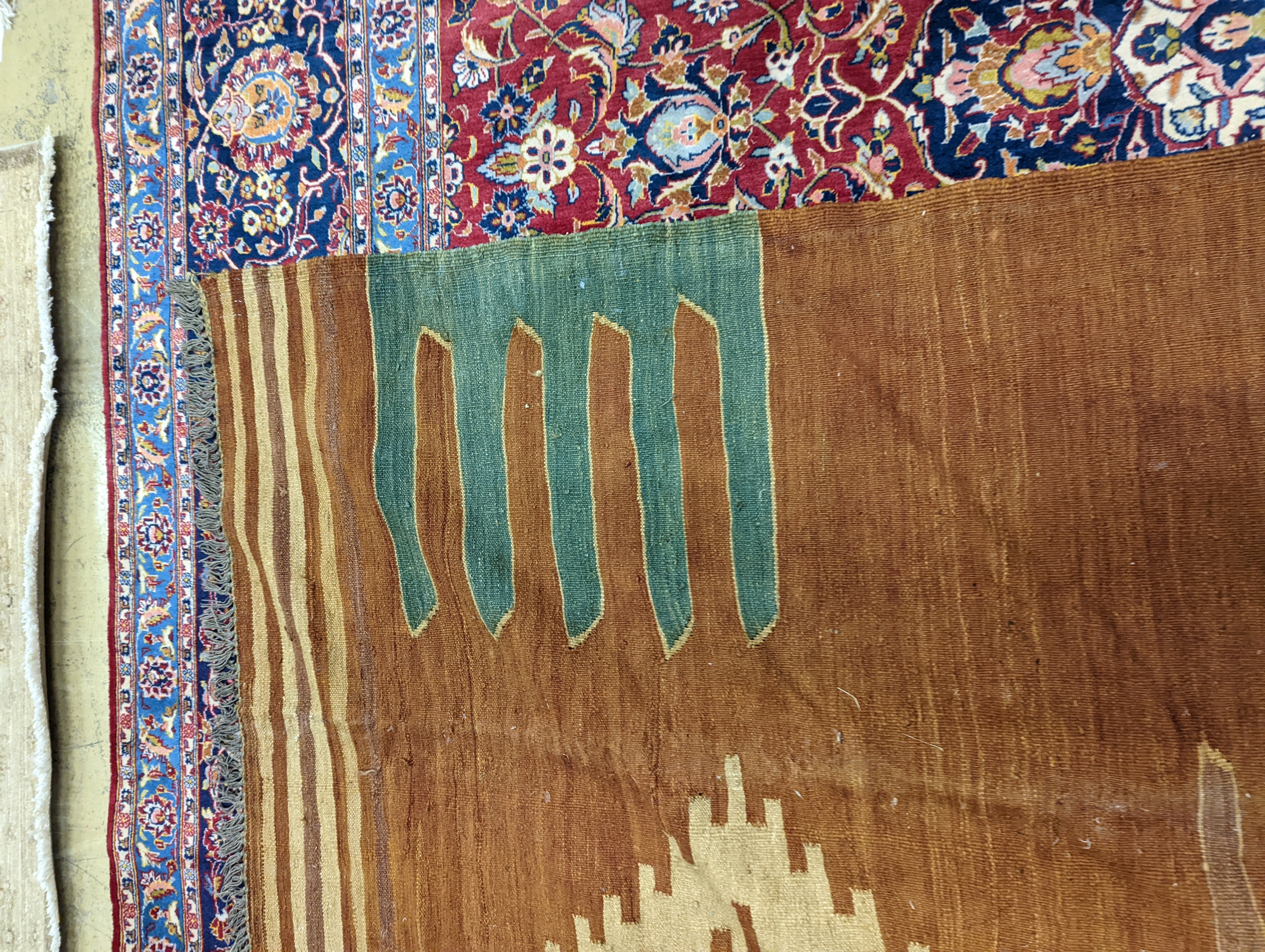 A Kelim carpet 308 x 213cm